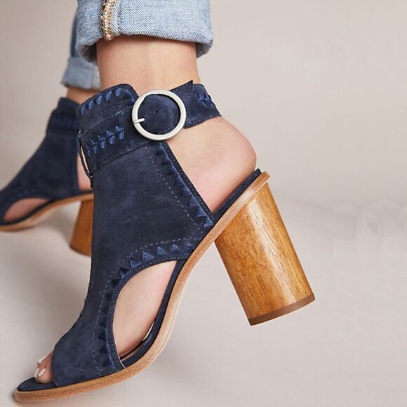 Anthropologie Shoes - Anthropologie Bernardo Harper Embroidered Ankle Booties